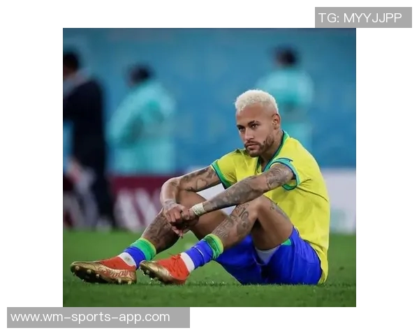 足球球星秋冬时尚穿搭大揭秘 让你轻松借鉴球场外的潮流风范 足球球星秋冬时尚穿搭大揭秘 让你轻松借鉴球场外的潮流风范