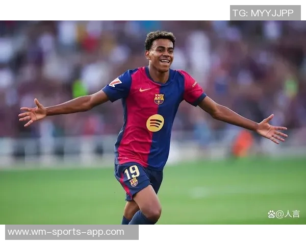 震撼眼球的足球球星炫酷花式球技展示尽显无限魅力与激情 震撼眼球的足球球星炫酷花式球技展示尽显无限魅力与激情